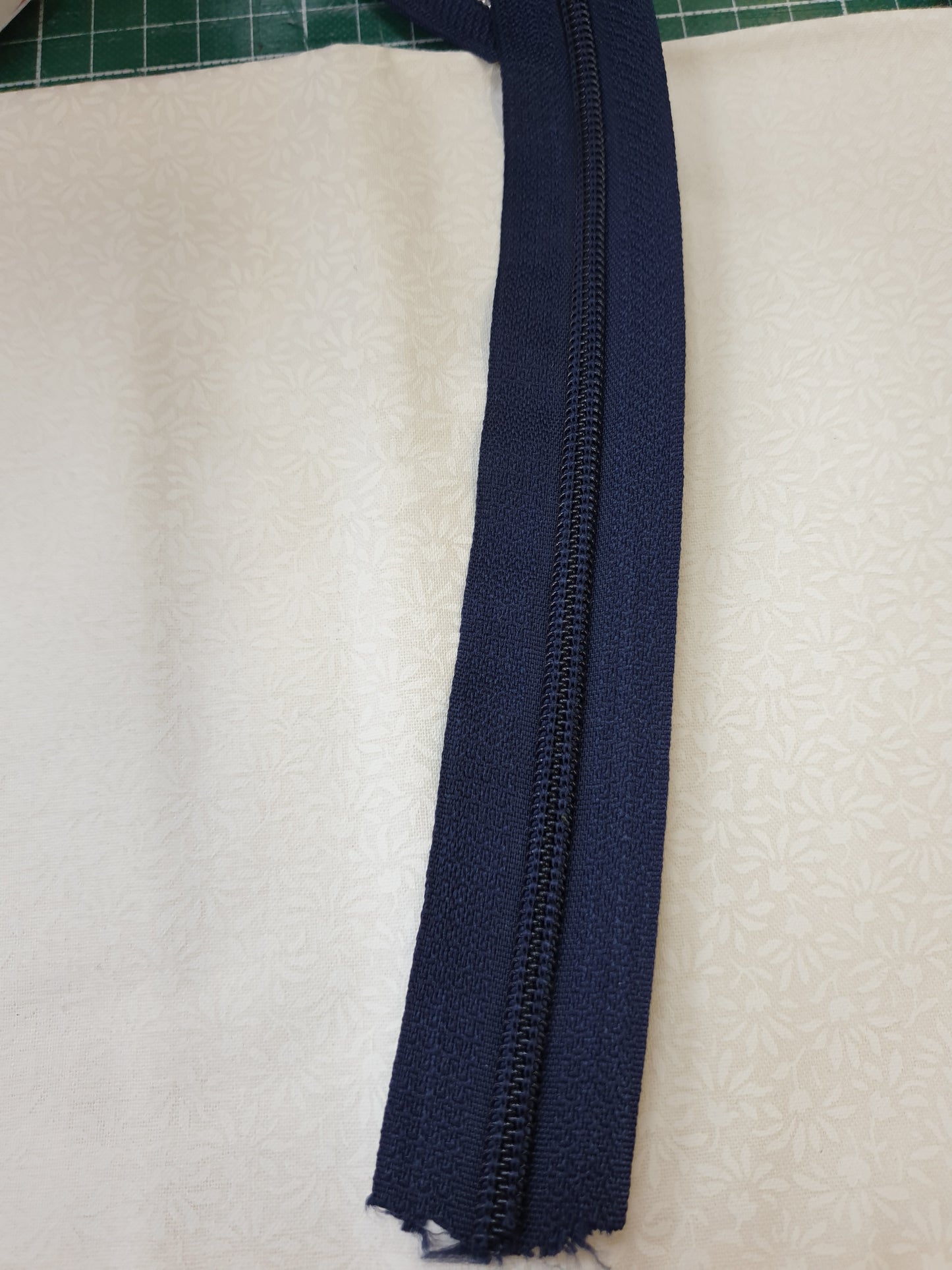 Endlos Reißverschluss in dunkel  blau