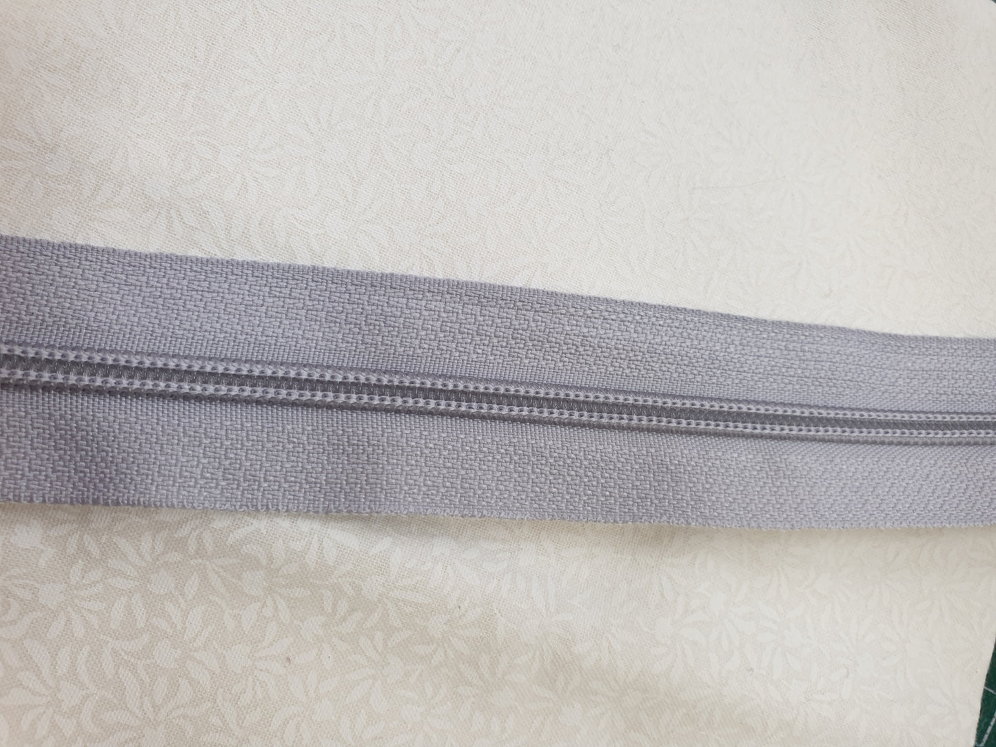 Endlos reißverschluss in hellen Grau